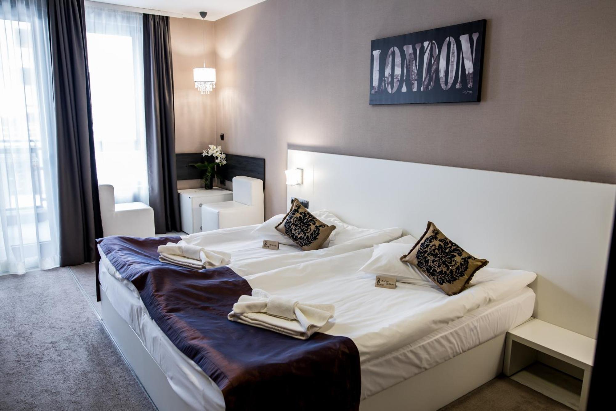 Hotel Idol Tyrgowiszte Zewnętrze zdjęcie