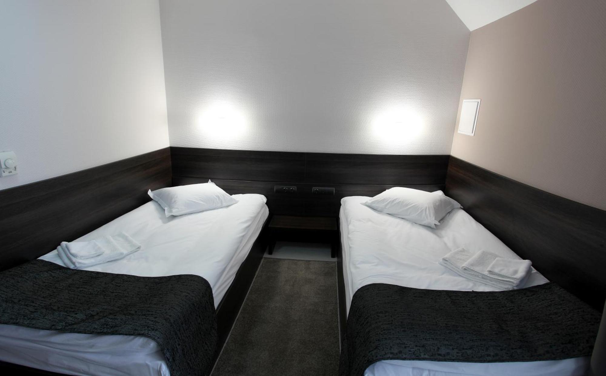 Hotel Idol Tyrgowiszte Zewnętrze zdjęcie