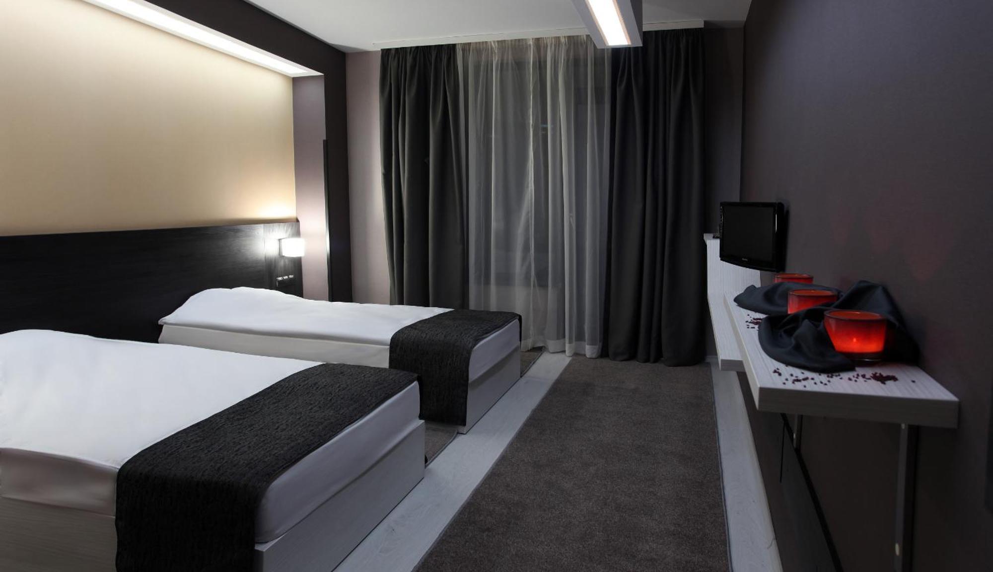 Hotel Idol Tyrgowiszte Zewnętrze zdjęcie