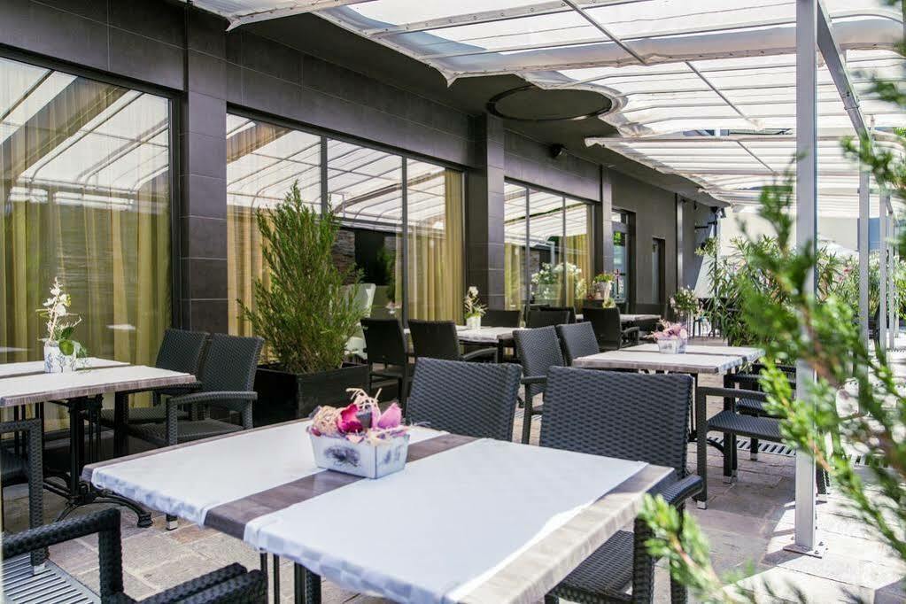 Hotel Idol Tyrgowiszte Zewnętrze zdjęcie