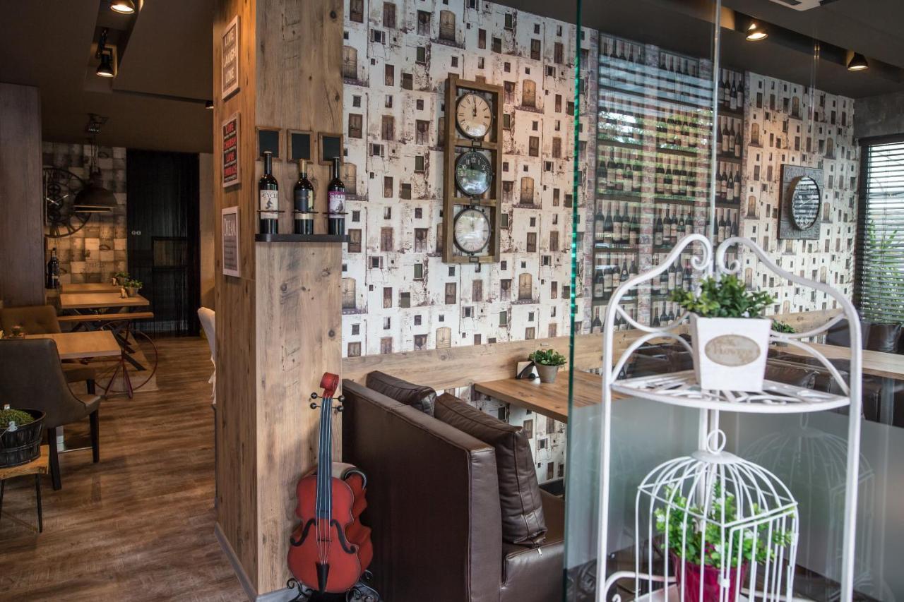 Hotel Idol Tyrgowiszte Zewnętrze zdjęcie