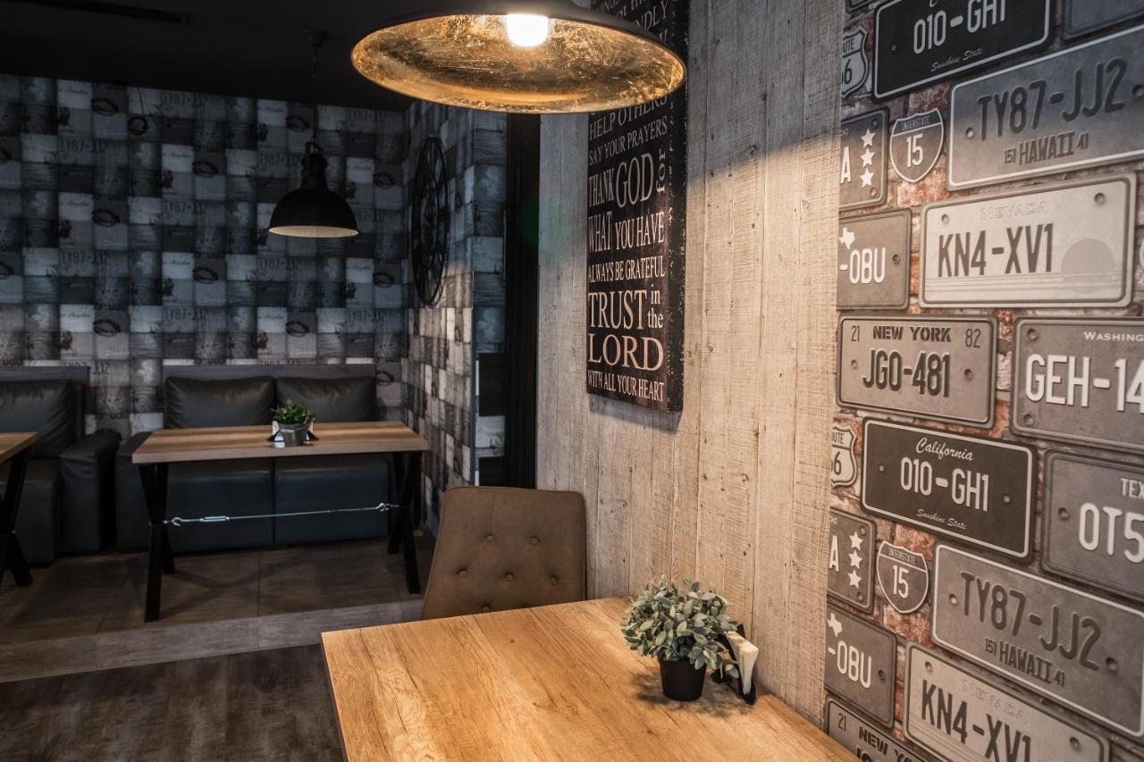 Hotel Idol Tyrgowiszte Zewnętrze zdjęcie